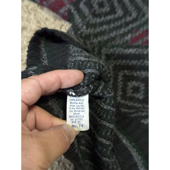 VINTAGE MENS Knit Sweater Grandpa Geometric Retro Preppy Cabin USA Made L READ - Picture 3 of 6